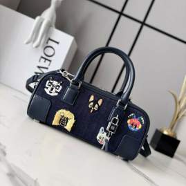 Picture of Loewe Handbags _SKUfw239912051fw